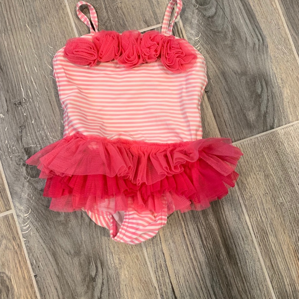 Cute ruffled bathing suit 18mth